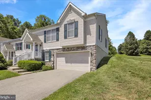 10 Creekside Dr, Millersville, PA 17551 - Photo 2