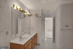10 Creekside Dr, Millersville, PA 17551 - Photo 20