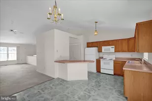 10 Creekside Dr, Millersville, PA 17551 - Photo 10