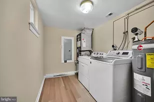 1360 Blue Jay Dr, Lancaster, PA 17601 - Photo 18