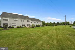 640 Courthouse Cir, Lititz, PA 17543 - Photo 26
