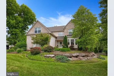 238 Heatherstone Way, Lancaster, PA 17601 - Photo 2