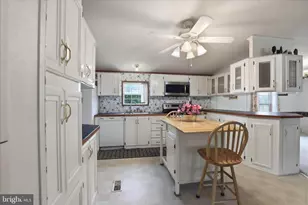 813 Birch St, New Providence, PA 17560 - Photo 8