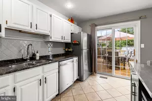 309 Parklawn Ct, Lancaster, PA 17601 - Photo 10