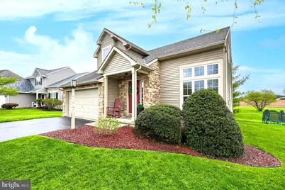 102 Bloomfield Drive, Ephrata, PA 17522 - Photo 4