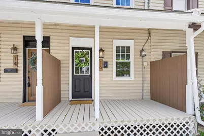16 N Locust Street, Lititz, PA 17543 - Photo 2