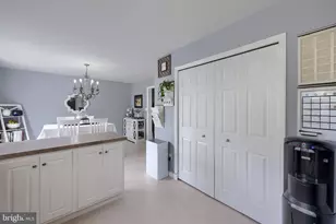 725 Skywalk Ln, Lancaster, PA 17601 - Photo 18