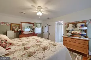 371 E Main St, New Holland, PA 17557 - Photo 44