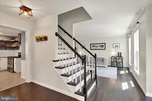 557 Magnolia Dr, Lititz, PA 17543 - Photo 2