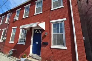 44 E Hummelstown St, Elizabethtown, PA 17022 - Photo 2