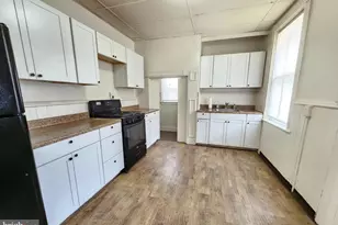 17 Coral St, Lancaster, PA 17603 - Photo 6