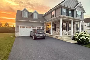 1223 Hershey Ln, Lancaster, PA 17601 - Photo 1
