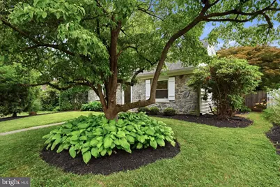242 Elizabeth Drive, Lancaster, PA 17601 - Photo 2