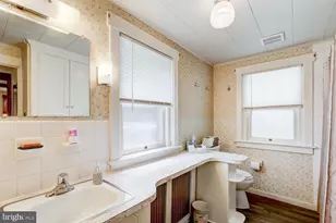 972 W Main St, Ephrata, PA 17522 - Photo 28