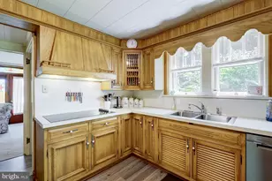 972 W Main St, Ephrata, PA 17522 - Photo 14