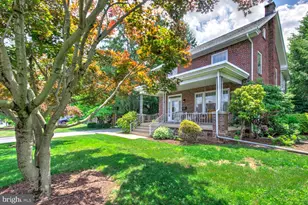 972 W Main St, Ephrata, PA 17522 - Photo 2