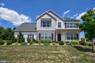 141 E Valley Rd, Denver, PA 17517 - Photo 1