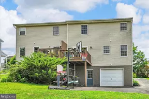637 Fulton St, Akron, PA 17501 - Photo 24