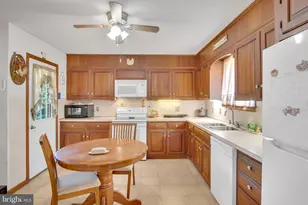 814 S Cedar St, Lititz, PA 17543 - Photo 14