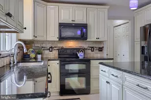 421 Rhoda Dr, Lancaster, PA 17601 - Photo 18