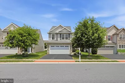 1381 Fieldstone Drive, Mount Joy, PA 17552 - Photo 2