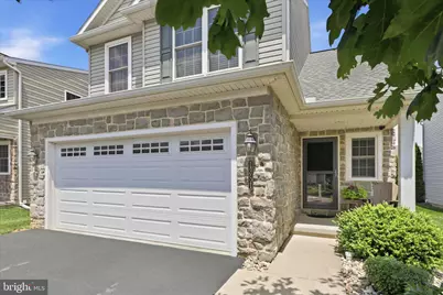 1381 Fieldstone Drive, Mount Joy, PA 17552 - Photo 6