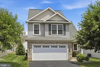 1381 Fieldstone Drive, Mount Joy, PA 17552 - Photo 4