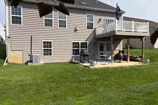 137 Goldenfield Dr, Lancaster, PA 17603 - Photo 4