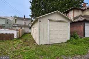 251 S Charlotte St, Manheim, PA 17545 - Photo 4