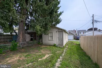 251 S Charlotte Street, Manheim, PA 17545 - Photo 2