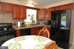 68 Pilgrim Dr, Lancaster, PA 17603 - Photo 10