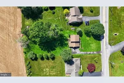 1106 Village Road, Lancaster, PA 17602 - Photo 6