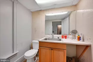 28 S Roberts Ave, New Holland, PA 17557 - Photo 26