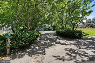 2210 Stratford Rd, Lancaster, PA 17603 - Photo 4
