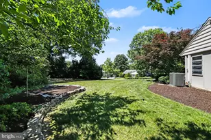 2210 Stratford Rd, Lancaster, PA 17603 - Photo 54