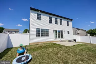 690 N Field Dr, Lancaster, PA 17603 - Photo 32