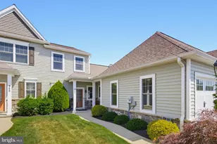 347 English Ivy Dr, Lititz, PA 17543 - Photo 1