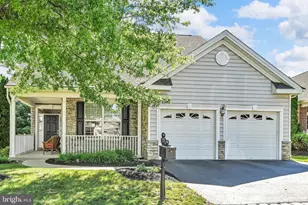 1546 Emerson Dr, Mount Joy, PA 17552 - Photo 2
