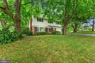 2545 Golden Dr, East Petersburg, PA 17520 - Photo 1