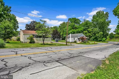 313-315 E Cottage Avenue, Millersville, PA 17551 - Photo 2