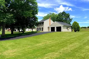 23 Sherrard Dr, Willow Street, PA 17584 - Photo 4