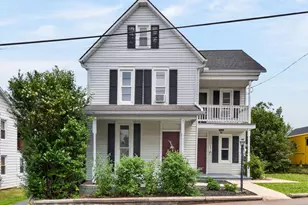 990 Maple St, Lititz, PA 17543 - Photo 2