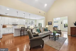 1063 Presidents Dr, Lititz, PA 17543 - Photo 2