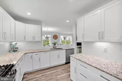 823 Talon Way, Columbia, PA 17512 - Photo 8