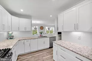823 Talon Wy, Columbia, PA 17512 - Photo 8