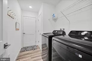 823 Talon Wy, Columbia, PA 17512 - Photo 10