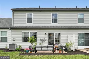 823 Talon Wy, Columbia, PA 17512 - Photo 28