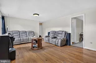935 Wabank St, Lancaster, PA 17603 - Photo 4