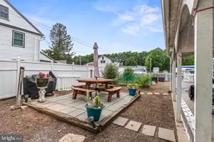128 E Main St, Mount Joy, PA 17552 - Photo 6