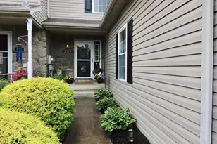 357 Deerfield Dr, Mount Joy, PA 17552 - Photo 2